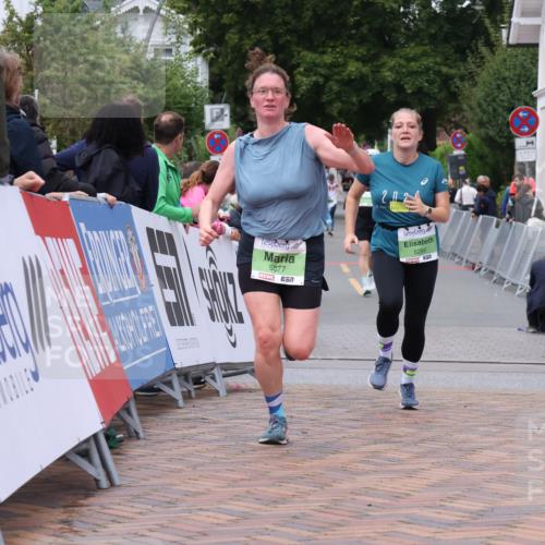 30.08.2026 - Blankeneser Heldenlauf Lena Gebhardt http://msf.ph/oto/10077120 30.08.2026 10:36:37 Ziel 5077, 5183, 5264 meine-sportfotos.de