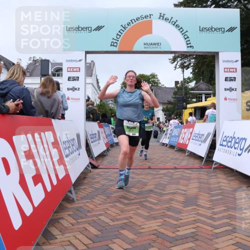 30.08.2026 - Blankeneser Heldenlauf Lena Gebhardt http://msf.ph/oto/10077123 30.08.2026 10:36:39 Ziel 5077, 5264 meine-sportfotos.de