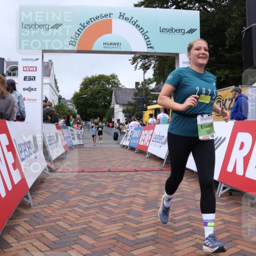 30.08.2026 - Blankeneser Heldenlauf Lena Gebhardt http://msf.ph/oto/10077127 30.08.2026 10:36:41 Ziel 5077, 5264 meine-sportfotos.de