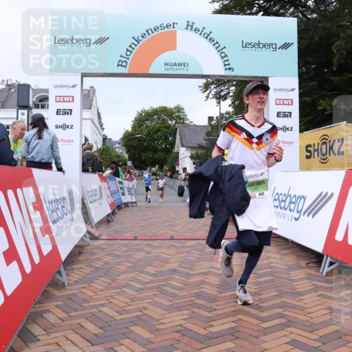 30.08.2026 - Blankeneser Heldenlauf Lena Gebhardt http://msf.ph/oto/10077139 30.08.2026 10:36:55 Ziel 5084, 5359, 5371 meine-sportfotos.de