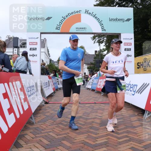 30.08.2026 - Blankeneser Heldenlauf Lena Gebhardt http://msf.ph/oto/10077143 30.08.2026 10:37:02 Ziel 5013, 5359, 5538, 5539 meine-sportfotos.de