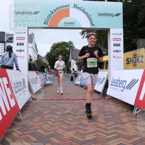 30.08.2026 - Blankeneser Heldenlauf Lena Gebhardt http://msf.ph/oto/10077147 30.08.2026 10:37:06 Ziel 5013, 5306, 5538, 5539 meine-sportfotos.de