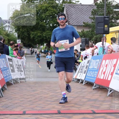 30.08.2026 - Blankeneser Heldenlauf Lena Gebhardt http://msf.ph/oto/10077160 30.08.2026 10:37:20 Ziel 5207, 5790, 5817, 5878 meine-sportfotos.de
