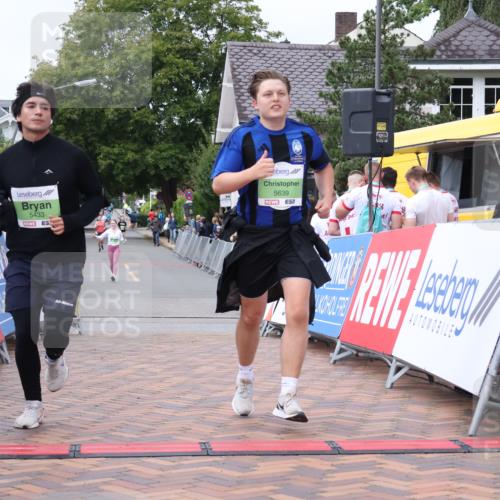 30.08.2026 - Blankeneser Heldenlauf Lena Gebhardt http://msf.ph/oto/10077187 30.08.2026 10:38:06 Ziel 5177, 5433, 5639 meine-sportfotos.de