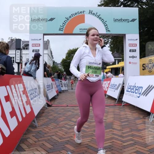 30.08.2026 - Blankeneser Heldenlauf Lena Gebhardt http://msf.ph/oto/10077196 30.08.2026 10:38:17 Ziel 5125 meine-sportfotos.de