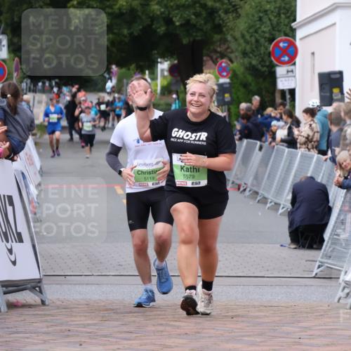 30.08.2026 - Blankeneser Heldenlauf Lena Gebhardt http://msf.ph/oto/10077205 30.08.2026 10:38:28 Ziel 5127, 5579 meine-sportfotos.de