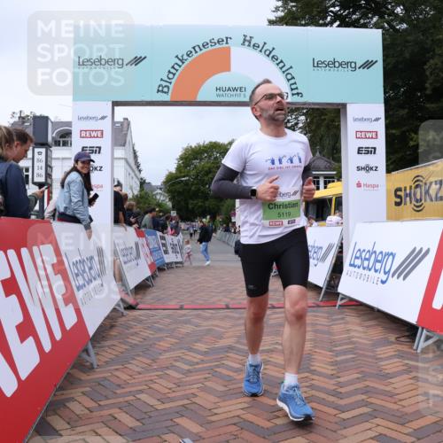 30.08.2026 - Blankeneser Heldenlauf Lena Gebhardt http://msf.ph/oto/10077213 30.08.2026 10:38:34 Ziel 5119, 5579 meine-sportfotos.de
