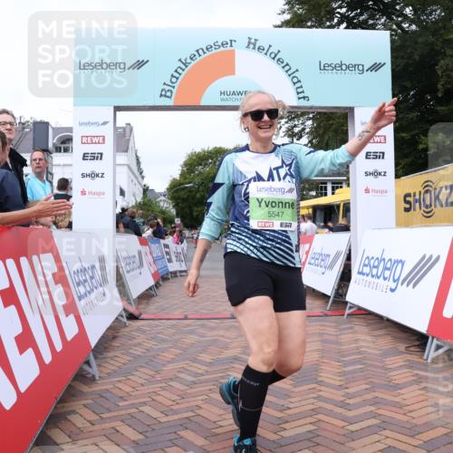 30.08.2026 - Blankeneser Heldenlauf Lena Gebhardt http://msf.ph/oto/10077256 30.08.2026 10:39:23 Ziel 5194, 5278, 5436, 5446, 5502, 5547, 5608 meine-sportfotos.de