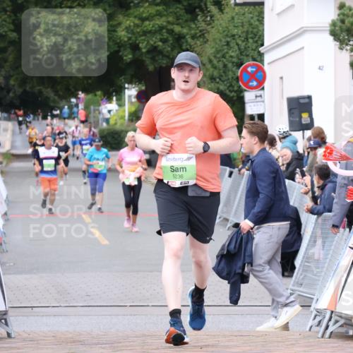 30.08.2026 - Blankeneser Heldenlauf Lena Gebhardt http://msf.ph/oto/10077258 30.08.2026 10:39:25 Ziel 5194, 5236, 5278, 5446, 5547 meine-sportfotos.de