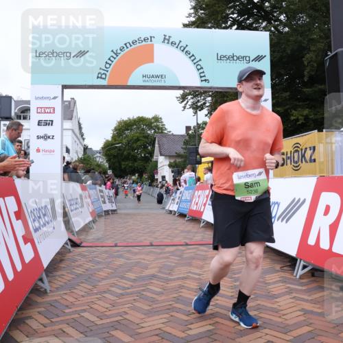30.08.2026 - Blankeneser Heldenlauf Lena Gebhardt http://msf.ph/oto/10077262 30.08.2026 10:39:29 Ziel 5236, 5547 meine-sportfotos.de