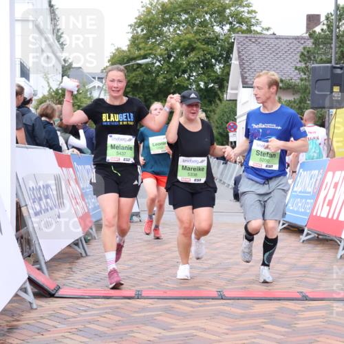 30.08.2026 - Blankeneser Heldenlauf Lena Gebhardt http://msf.ph/oto/10077276 30.08.2026 10:39:48 Ziel 5053, 5200, 5338, 5437, 5829, 5830 meine-sportfotos.de