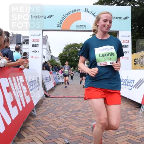 30.08.2026 - Blankeneser Heldenlauf Lena Gebhardt http://msf.ph/oto/10077285 30.08.2026 10:39:51 Ziel 5053, 5200, 5338, 5437, 5667, 5687 meine-sportfotos.de