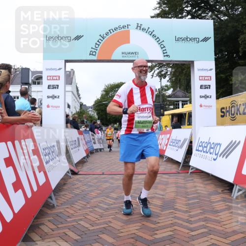 30.08.2026 - Blankeneser Heldenlauf Lena Gebhardt http://msf.ph/oto/10077303 30.08.2026 10:40:06 Ziel 5345, 5668, 5669 meine-sportfotos.de