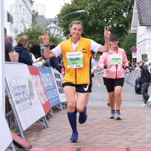 30.08.2026 - Blankeneser Heldenlauf Lena Gebhardt http://msf.ph/oto/10077305 30.08.2026 10:40:09 Ziel 5143, 5345, 5440, 5447, 5668, 5669 meine-sportfotos.de
