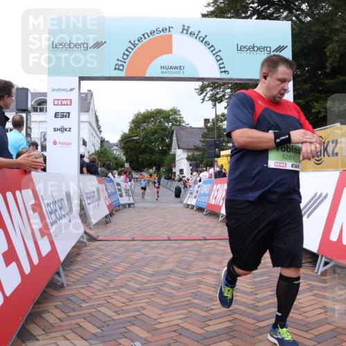 30.08.2026 - Blankeneser Heldenlauf Lena Gebhardt http://msf.ph/oto/10077327 30.08.2026 10:40:29 Ziel 5199, 5281 meine-sportfotos.de