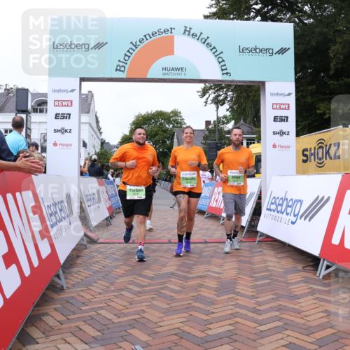 30.08.2026 - Blankeneser Heldenlauf Lena Gebhardt http://msf.ph/oto/10077336 30.08.2026 10:40:47 Ziel 5559, 5576, 5577, 5578, 5834 meine-sportfotos.de