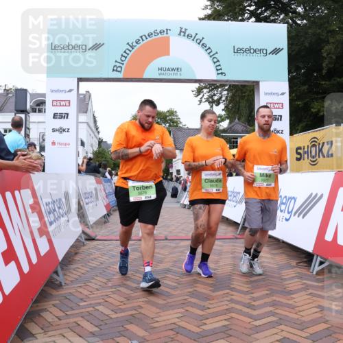 30.08.2026 - Blankeneser Heldenlauf Lena Gebhardt http://msf.ph/oto/10077337 30.08.2026 10:40:48 Ziel 5576, 5577, 5578, 5834 meine-sportfotos.de