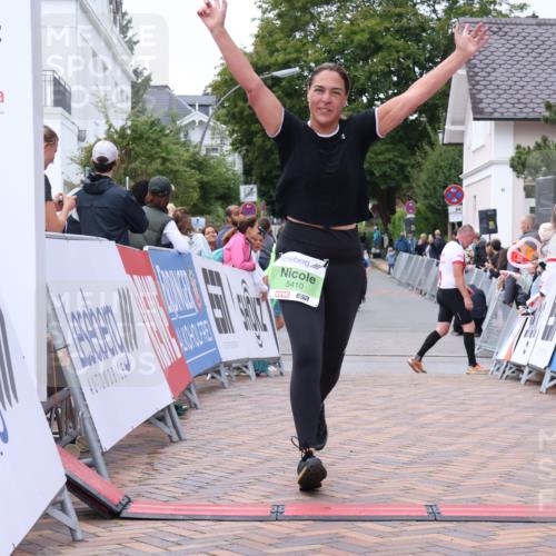 30.08.2026 - Blankeneser Heldenlauf Lena Gebhardt http://msf.ph/oto/10077350 30.08.2026 10:41:03 Ziel 5085, 5410 meine-sportfotos.de