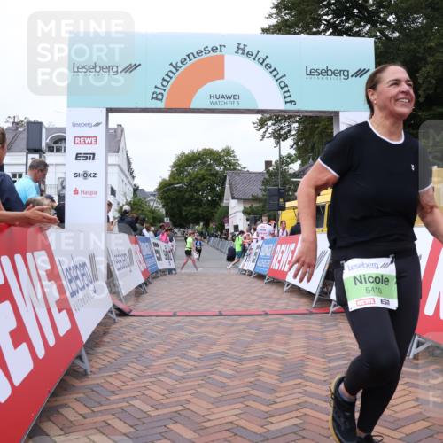 30.08.2026 - Blankeneser Heldenlauf Lena Gebhardt http://msf.ph/oto/10077355 30.08.2026 10:41:05 Ziel 5085, 5410 meine-sportfotos.de