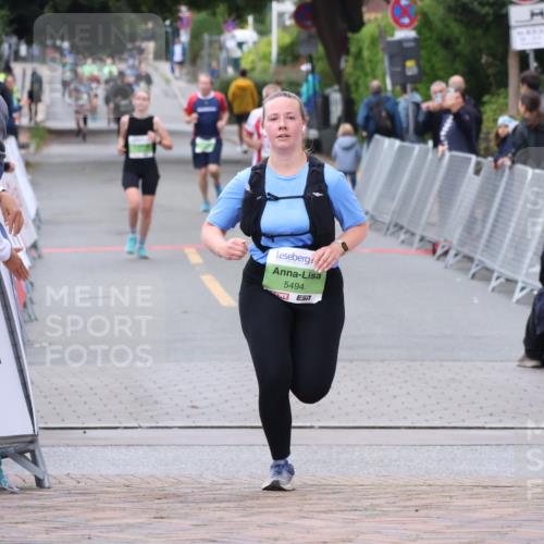 30.08.2026 - Blankeneser Heldenlauf Lena Gebhardt http://msf.ph/oto/10077356 30.08.2026 10:41:08 Ziel 5410, 5494 meine-sportfotos.de