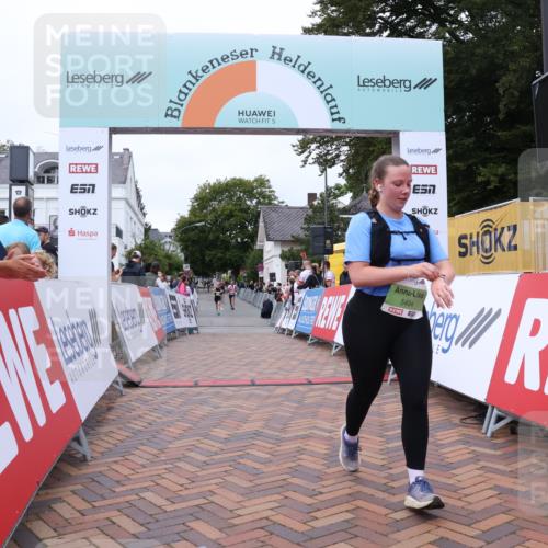 30.08.2026 - Blankeneser Heldenlauf Lena Gebhardt http://msf.ph/oto/10077361 30.08.2026 10:41:13 Ziel 5494 meine-sportfotos.de