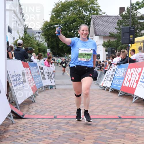 30.08.2026 - Blankeneser Heldenlauf Lena Gebhardt http://msf.ph/oto/10077387 30.08.2026 10:41:47 Ziel 5252, 5311, 5675, 5676 meine-sportfotos.de