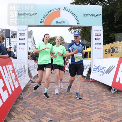 30.08.2026 - Blankeneser Heldenlauf Lena Gebhardt http://msf.ph/oto/10077413 30.08.2026 10:42:12 Ziel 5081, 5128, 5382, 5400, 5541, 5542, 5567, 5568, 5605 meine-sportfotos.de