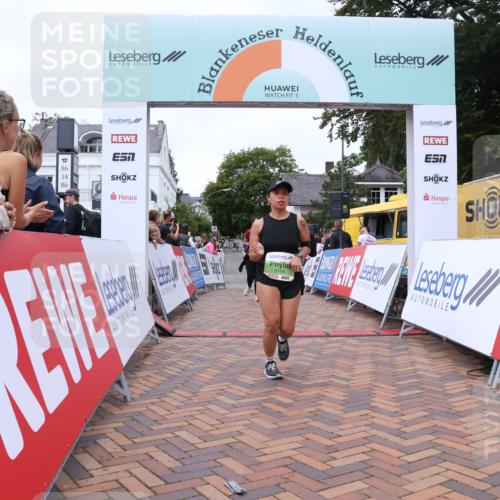 30.08.2026 - Blankeneser Heldenlauf Lena Gebhardt http://msf.ph/oto/10077437 30.08.2026 10:42:37 Ziel 5195, 5344, 5396, 5626, 5774 meine-sportfotos.de