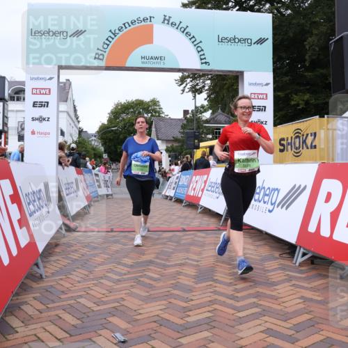 30.08.2026 - Blankeneser Heldenlauf Lena Gebhardt http://msf.ph/oto/10077445 30.08.2026 10:42:42 Ziel 5027, 5195, 5344, 5626, 5774 meine-sportfotos.de
