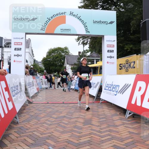 30.08.2026 - Blankeneser Heldenlauf Lena Gebhardt http://msf.ph/oto/10077449 30.08.2026 10:42:46 Ziel 5027, 5344, 5381, 5626, 5774 meine-sportfotos.de
