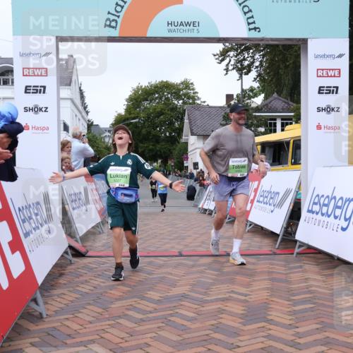 30.08.2026 - Blankeneser Heldenlauf Lena Gebhardt http://msf.ph/oto/10077464 30.08.2026 10:43:12 Ziel 5227, 5355 meine-sportfotos.de