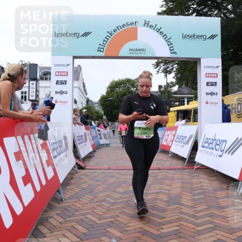 30.08.2026 - Blankeneser Heldenlauf Lena Gebhardt http://msf.ph/oto/10077503 30.08.2026 10:43:54 Ziel 5099, 5231 meine-sportfotos.de