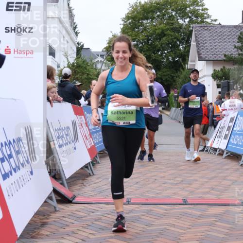 30.08.2026 - Blankeneser Heldenlauf Lena Gebhardt http://msf.ph/oto/10077517 30.08.2026 10:44:05 Ziel 5015, 5220, 5231, 5531, 5758 meine-sportfotos.de