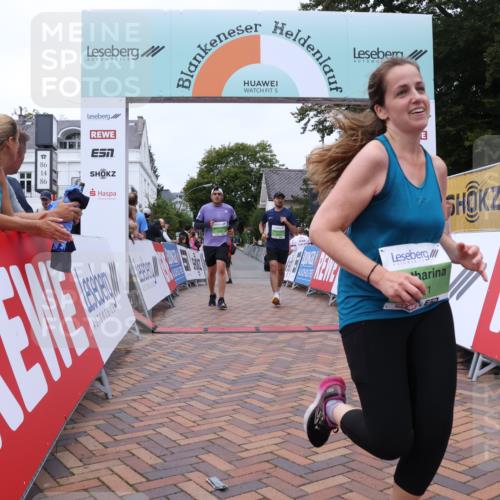 30.08.2026 - Blankeneser Heldenlauf Lena Gebhardt http://msf.ph/oto/10077520 30.08.2026 10:44:06 Ziel 5015, 5220, 5531, 5758 meine-sportfotos.de