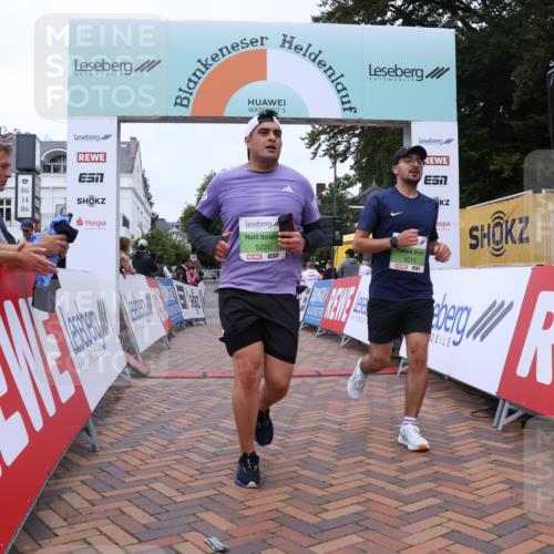 30.08.2026 - Blankeneser Heldenlauf Lena Gebhardt http://msf.ph/oto/10077522 30.08.2026 10:44:08 Ziel 5015, 5220, 5531, 5758 meine-sportfotos.de