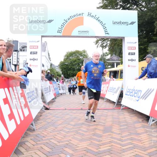 30.08.2026 - Blankeneser Heldenlauf Lena Gebhardt http://msf.ph/oto/10077539 30.08.2026 10:44:52 Ziel 5068, 5642, 5716 meine-sportfotos.de