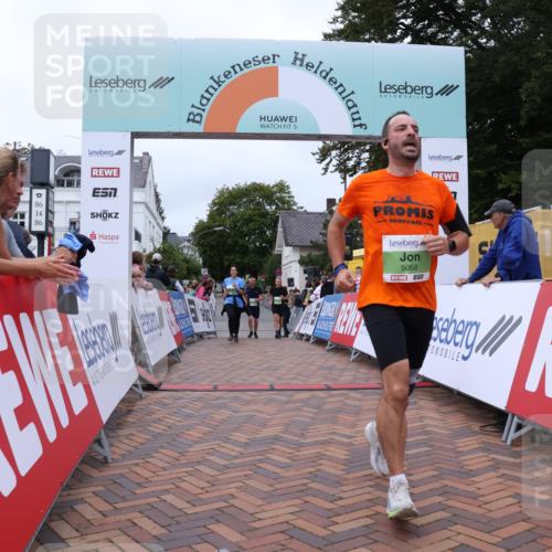 30.08.2026 - Blankeneser Heldenlauf Lena Gebhardt http://msf.ph/oto/10077542 30.08.2026 10:44:54 Ziel 5068, 5313, 5642, 5716 meine-sportfotos.de