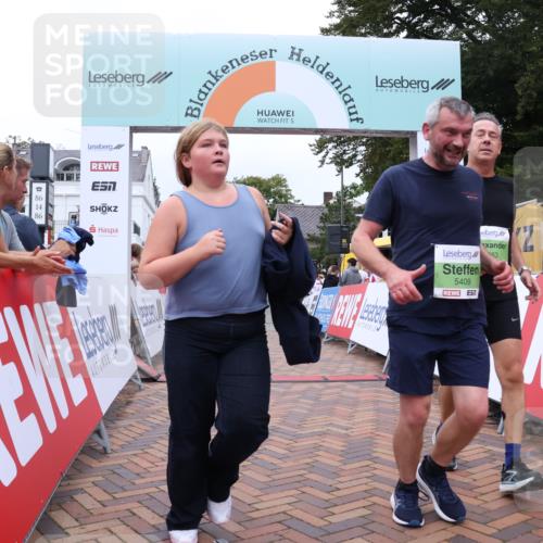 30.08.2026 - Blankeneser Heldenlauf Lena Gebhardt http://msf.ph/oto/10077550 30.08.2026 10:45:00 Ziel 5068, 5313, 5383, 5409 meine-sportfotos.de
