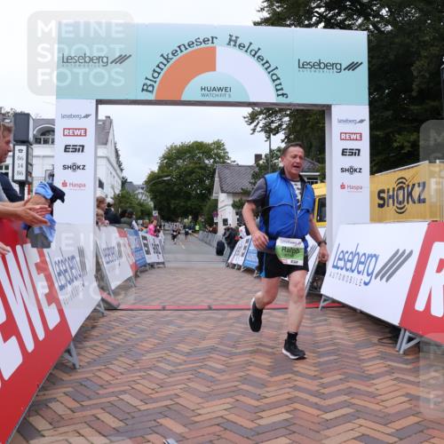 30.08.2026 - Blankeneser Heldenlauf Lena Gebhardt http://msf.ph/oto/10077555 30.08.2026 10:45:10 Ziel 5718 meine-sportfotos.de