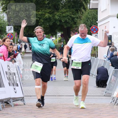 30.08.2026 - Blankeneser Heldenlauf Lena Gebhardt http://msf.ph/oto/10077574 30.08.2026 10:46:00 Ziel 5519, 5520 meine-sportfotos.de