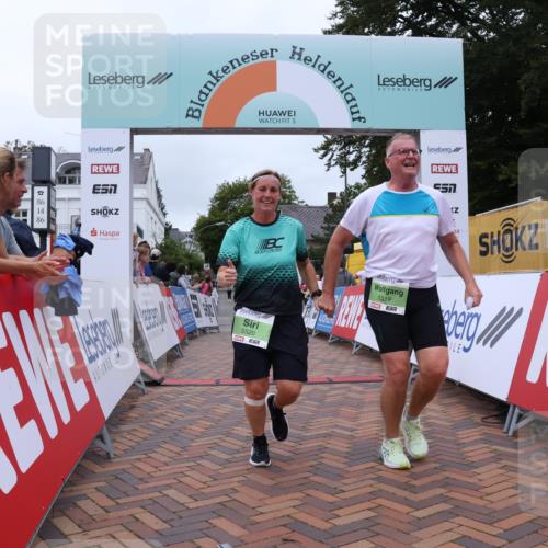 30.08.2026 - Blankeneser Heldenlauf Lena Gebhardt http://msf.ph/oto/10077579 30.08.2026 10:46:05 Ziel 5519, 5520 meine-sportfotos.de
