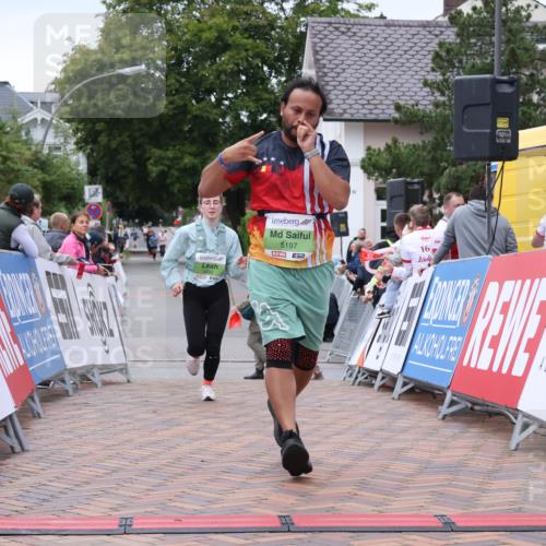 30.08.2026 - Blankeneser Heldenlauf Lena Gebhardt http://msf.ph/oto/10077594 30.08.2026 10:46:19 Ziel 5197, 5232, 5738, 5739 meine-sportfotos.de