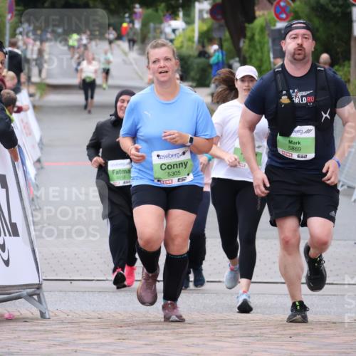 30.08.2026 - Blankeneser Heldenlauf Lena Gebhardt http://msf.ph/oto/10077602 30.08.2026 10:46:54 Ziel 5869 meine-sportfotos.de