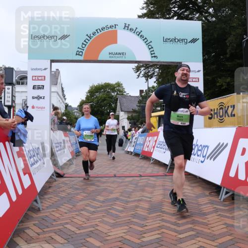 30.08.2026 - Blankeneser Heldenlauf Lena Gebhardt http://msf.ph/oto/10077606 30.08.2026 10:46:59 Ziel 5012, 5054, 5305, 5508, 5869 meine-sportfotos.de