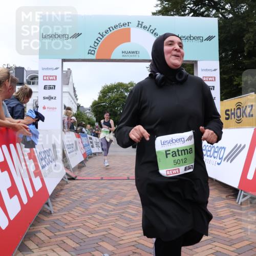 30.08.2026 - Blankeneser Heldenlauf Lena Gebhardt http://msf.ph/oto/10077618 30.08.2026 10:47:04 Ziel 5012, 5054, 5305, 5418, 5508, 5869 meine-sportfotos.de