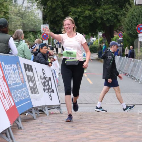 30.08.2026 - Blankeneser Heldenlauf Lena Gebhardt http://msf.ph/oto/10077624 30.08.2026 10:47:23 Ziel 5518 meine-sportfotos.de