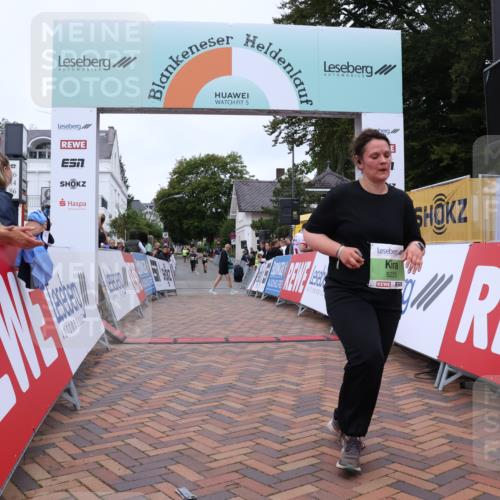 30.08.2026 - Blankeneser Heldenlauf Lena Gebhardt http://msf.ph/oto/10077646 30.08.2026 10:47:47 Ziel 5223 meine-sportfotos.de
