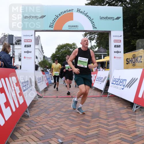 30.08.2026 - Blankeneser Heldenlauf Lena Gebhardt http://msf.ph/oto/10077667 30.08.2026 10:48:14 Ziel 5245, 5291, 5361, 5424, 5451, 5468, 5510, 5735 meine-sportfotos.de