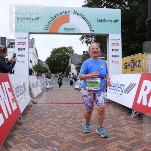 30.08.2026 - Blankeneser Heldenlauf Lena Gebhardt http://msf.ph/oto/10077676 30.08.2026 10:48:19 Ziel 5245, 5291, 5361, 5424, 5451, 5468, 5510, 5735 meine-sportfotos.de