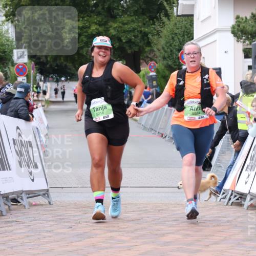30.08.2026 - Blankeneser Heldenlauf Lena Gebhardt http://msf.ph/oto/10077705 30.08.2026 10:49:13 Ziel 5216, 5584 meine-sportfotos.de